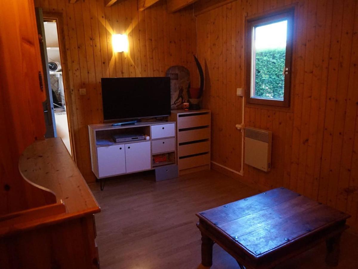 Chalet Avec Piscine Chauffee, Tennis Et Jardin Clos, A 1700M De La Plage De Cabourg - Fr-1-465-22 Dış mekan fotoğraf